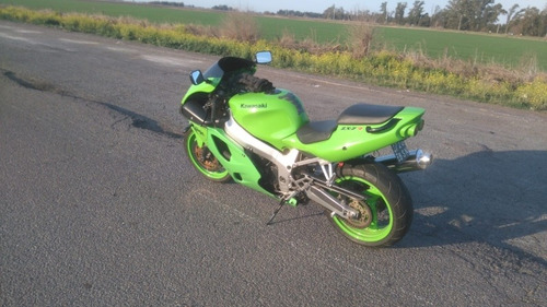 Imagen 2 de 5 de Kawasaki Zx7r