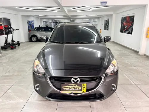 Mazda 2 Touring AT 2020