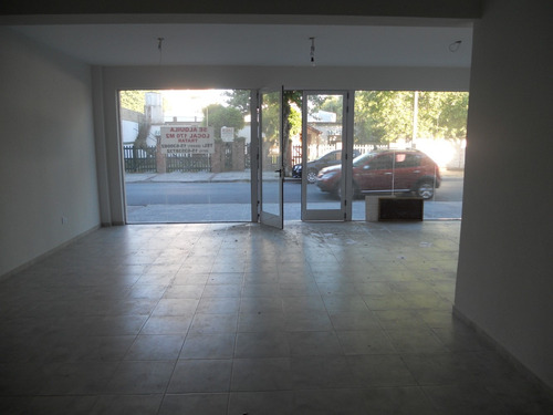 Imagen 7 de 7 de En Venta Amplio Local En Mar De Ajo, En Plena Zona Comercial