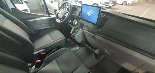 Ford Transit 2.0 Minibus 17+1 460E