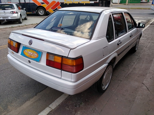 Imagem 5 de 11 de Volkswagen Santana Cli 1.8