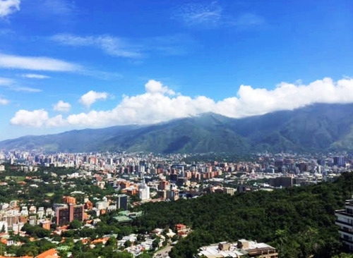 Imagen 13 de 15 de Se Vende Apto 300m2 3h+s/4b/2p Lomas San Roman 5816