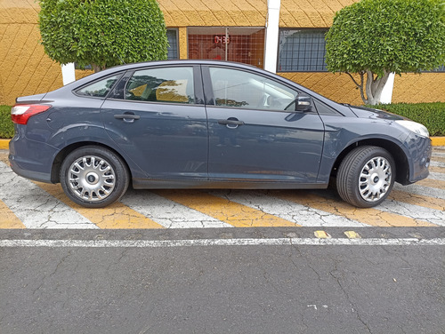 Ford Focus 2.0 Ambiente At