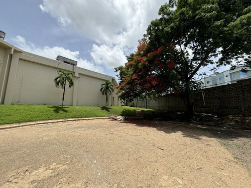Nave Industrial Alquiler Zona Franca San Isidro Santo Domingo Este