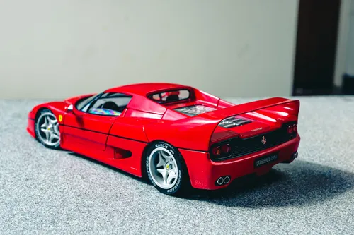 Miniatura Carro Ferrari F50 - 1/12 Tamiya Semi Assembled