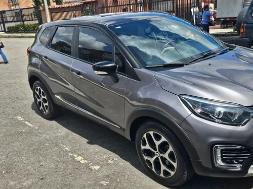 Renault Captur 2.0 Intens Automática