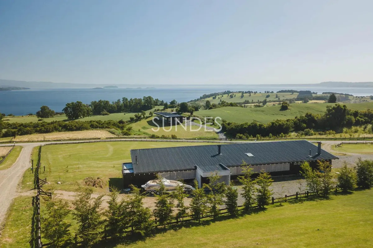 Imagen 4 de 30 de Espectacular Casa Con Vista Privilegiada Al Lago Ranco