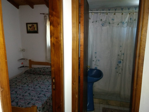 Casa (dúplex) 4amb, Muy Buena Ubicación, Zona Tranquila
