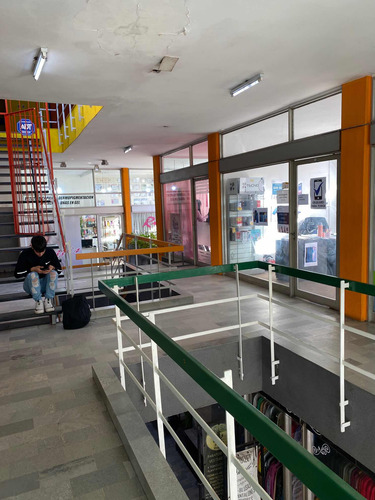 Local Comercial Segundo Nivel Galeria De León