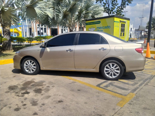 Imagen 3 de 13 de Toyota Corolla Gli
