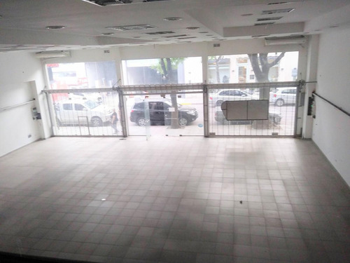 Imagen 5 de 15 de Amplio Local Céntrico En Alquiler