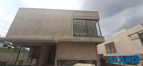 Imagem 2 de 2 de Casa Em Condomínio - Alphaville - Sp - 566377