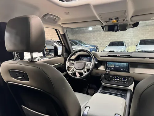 Land Rover Defender First Edition 2.0 Turbo Diesel