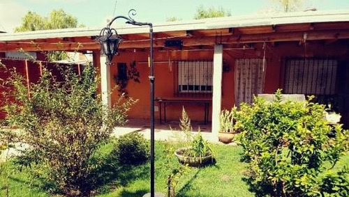 Casa En Venta - 2 Dormitorios 2 Baños - 45mts2 - Berisso