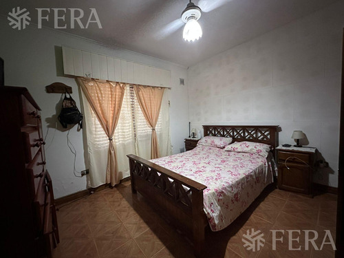 Venta Casa 4 Ambientes Con Cochera En Quilmes Oeste