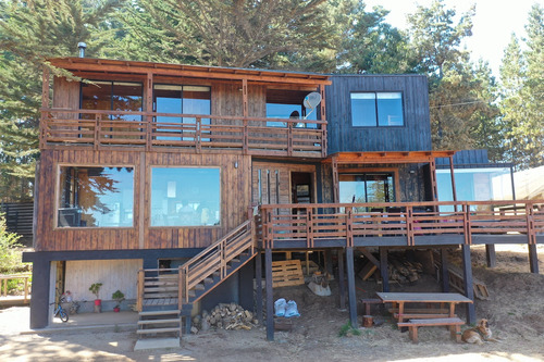 Casa De Mar Y Bosque En Punta De Lobos