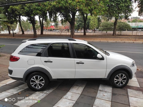 Imagem 3 de 6 de Palio Weekend 1.6 Trekking Weekend 16v Flex 4p Manual