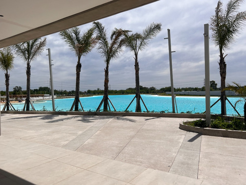 Departamento Remeros Beach