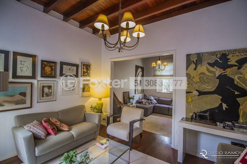 Casa, 4 Dormitórios, 200 M², Menino Deus - 170370