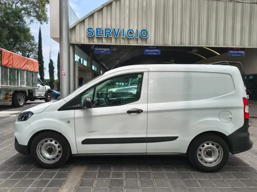 Ford Transit Courier 1.0 L3 2pl Courier
