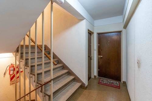Venta 4 Ambientes Colegiales Con Cochera Movil