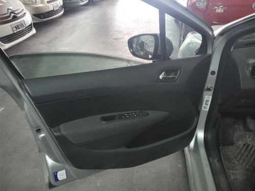 Imagen 3 de 14 de Peugeot 308 2016 1.6 Active