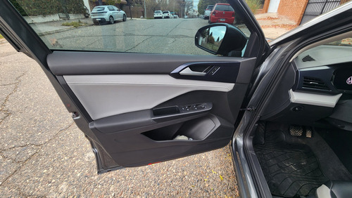 Volkswagen Taos 1.4 250 Tsi Comfortline