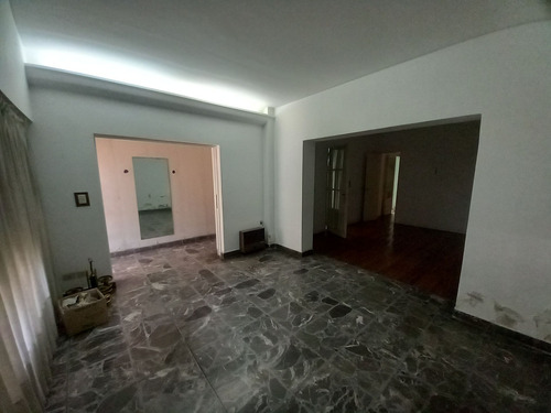 Venta Galpon Deposito Casa 5 Ambientes Mataderos