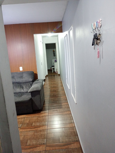 Apartamento Com 2 Quartos,sala,cozinha E Banheiro + Garagem