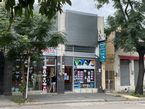 Local Comercial Amezaga Y Justicia. Gran Visibilidad.zona Mayorista . Zona Mayorista