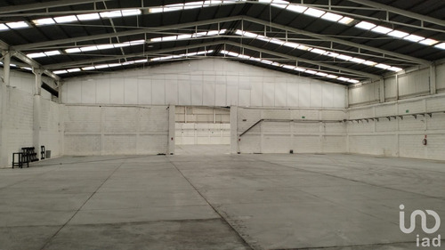 Renta Bodega 5 Ambientes Recursos Hidráulicos
