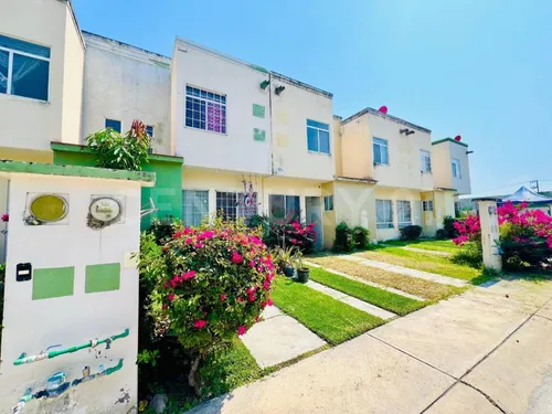 Se Vende Casa En Condominio Remodelada En Colinas De Altar, Temixco, Morelos