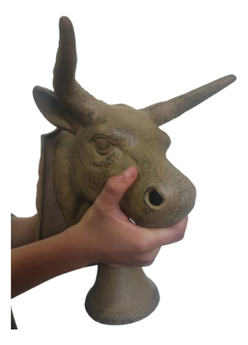 Elegante Campana Con Toro De Hierro Fundido