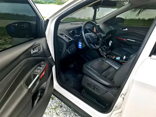 Ford Escape 2.0 Titanium