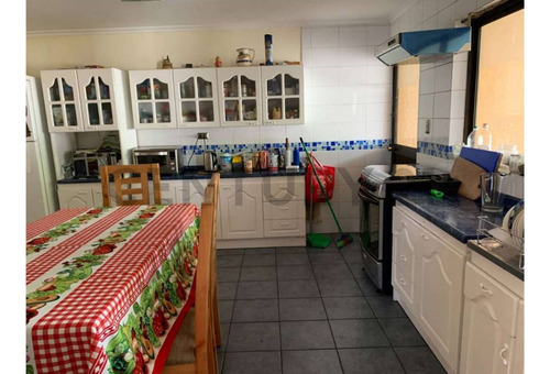 Se Vende Casa Con Amplio Terreno En Chiguayante