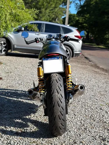 Triumph Thruxton 1200r