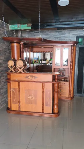 Mueble Tipo Bar Hecho En Cedro 1.90m X 2.14m X 1.90m (Usado)