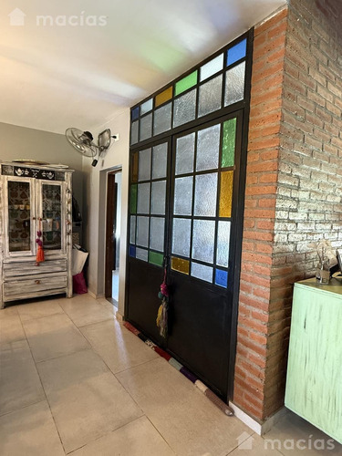 Casa En Venta En B° Cerrado Quinta Azucena