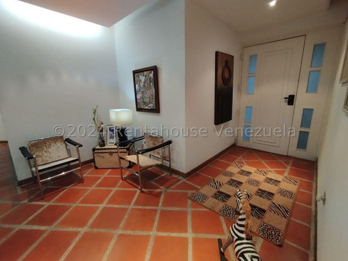 Exclusivo Apartamento En Conjunto Cerrado Con Triple Anillo De Vigilancia 25-1651