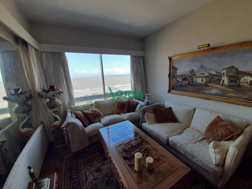 Imagen 1 de 13 de Excelente Apartamento Malvín 2 Dorm Sobre Rambla Vista Al Mar - Montevideo Malvin