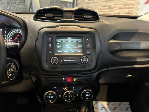 Jeep Renegade 1.8 16V FLEX LONGITUDE 4P AUTOMÁTICO