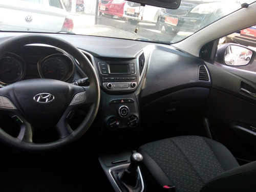 Imagem 7 de 12 de Hyundai Hb20
