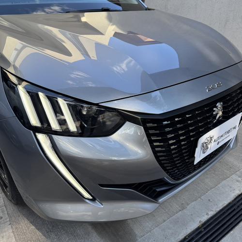 Peugeot 208 1.6 Style Tiptronic