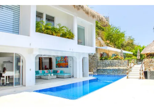 Casa Con Vista Al Mar En Venta En Fraccionamiento Las Playas, Acapulco
