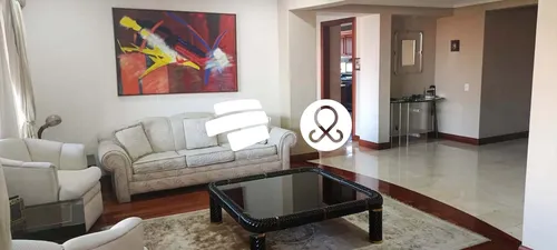 Apartamento En Venta En El Poblado, Medellín