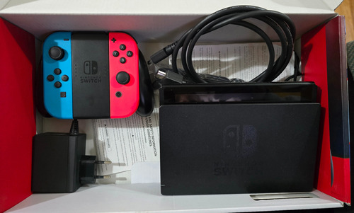 Nintendo Switch 32gb Color Rojo Neón, Azul Neón Y Negro