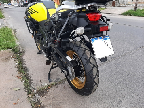 Suzuki Vstron 1000xt