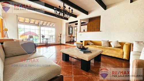 Renta De Casa En Burgos, Temixco, Morelosclave 4766