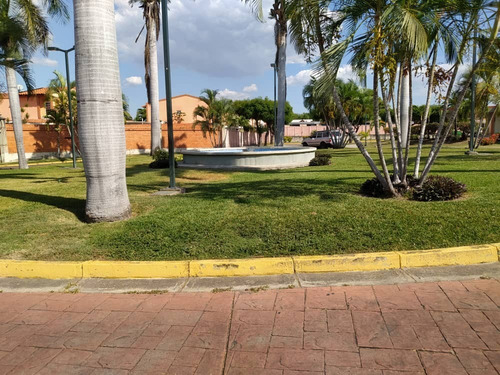 Imagen 3 de 14 de Quinta En Araguama Country En Venta 04146878567