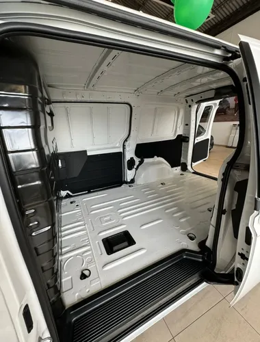 Staria Panel Carga